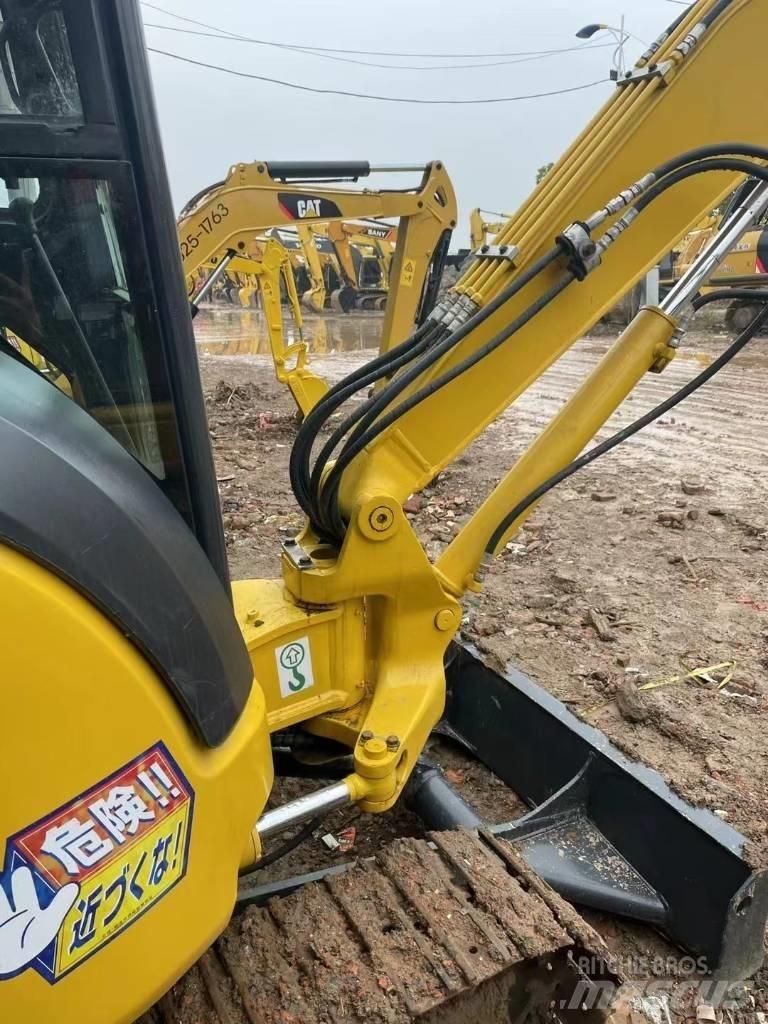 Komatsu PC 30 Minigravemaskiner