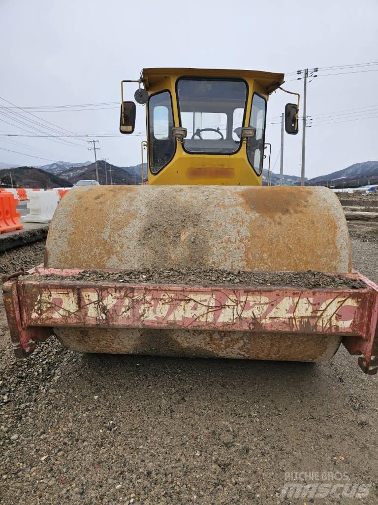 Dynapac CA 251 Jordvibrationstromler