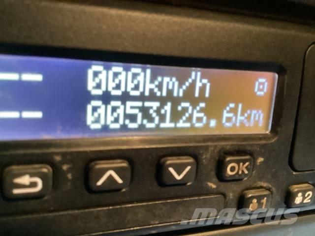 DAF LF 230 Lastbil med lad/Flatbed