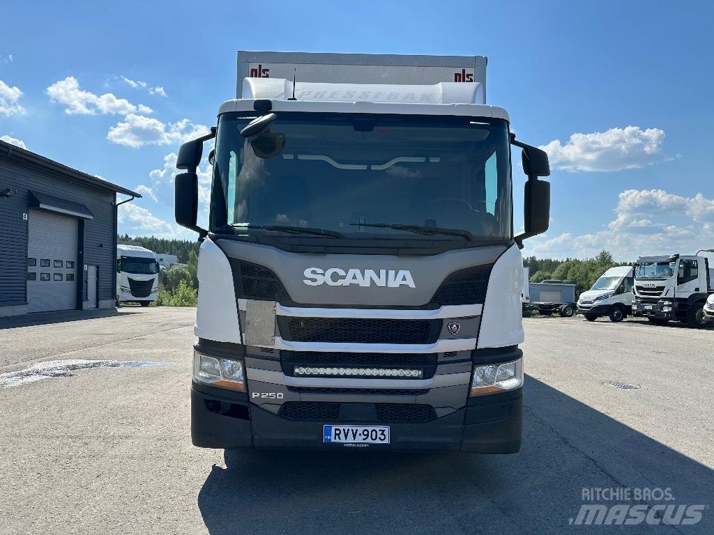 Scania P250 Fast kasse