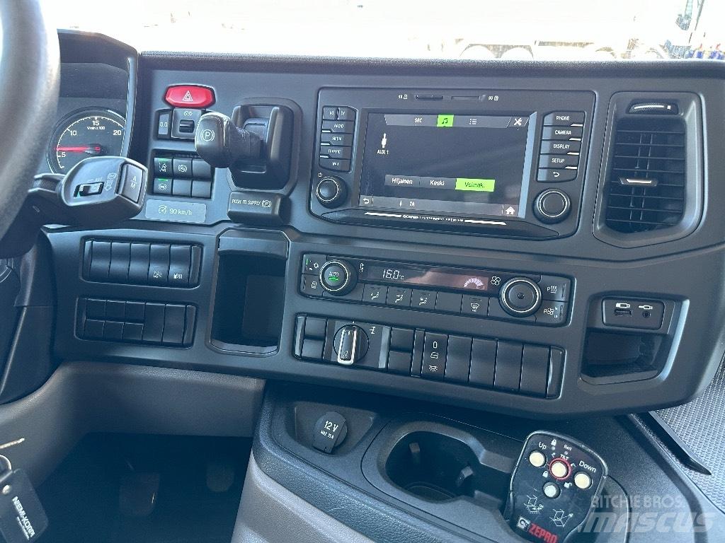 Scania P250 Fast kasse