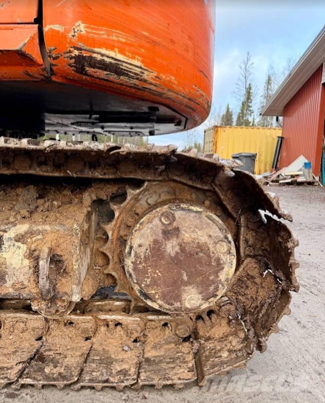 Hitachi EX 135 USR Gravemaskiner på larvebånd
