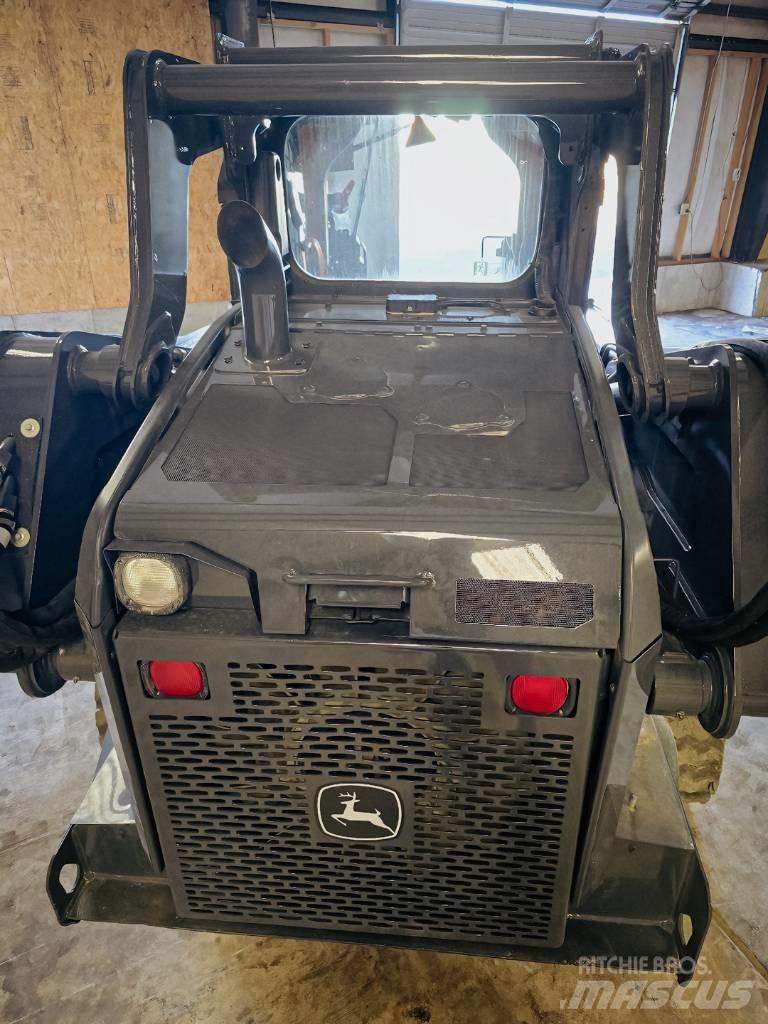 John Deere 325 G Minilæsser - skridstyret