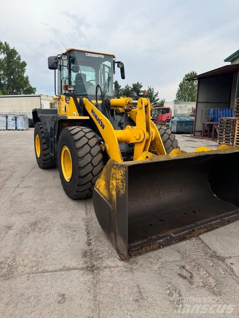 Komatsu WA250 Læssemaskiner på hjul
