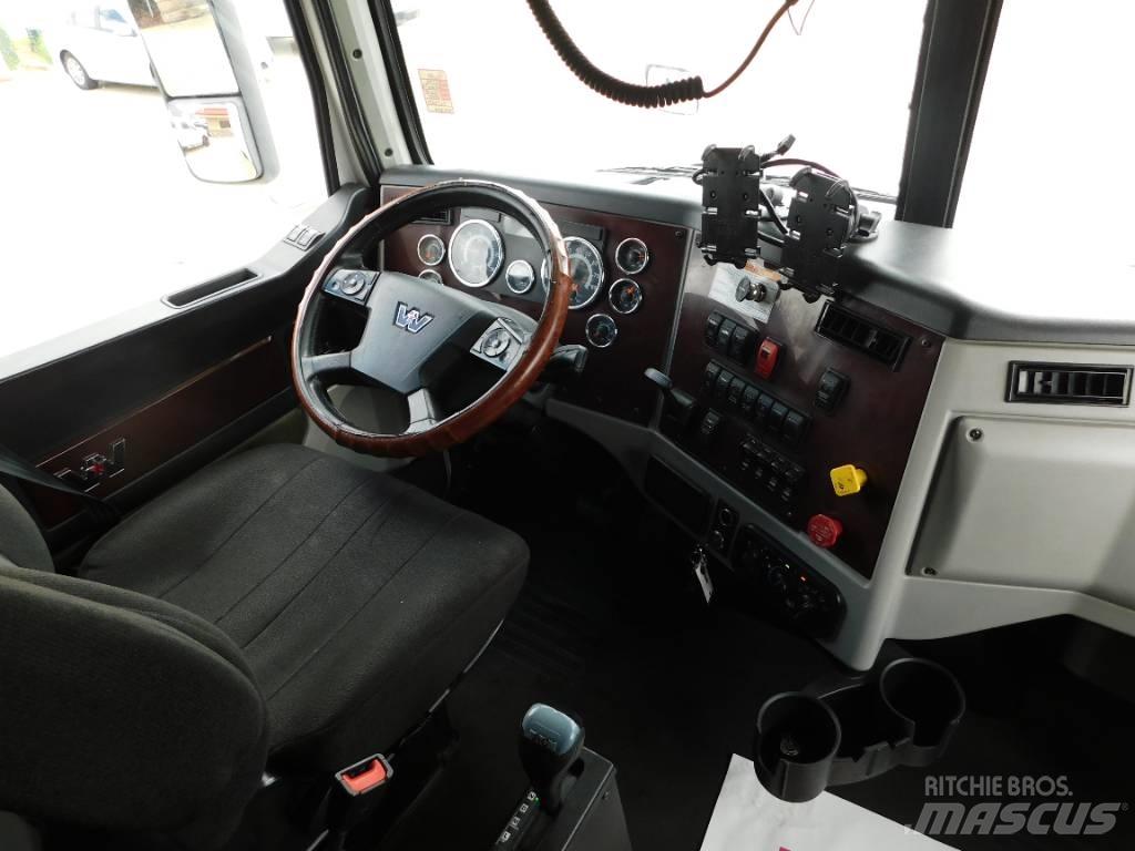 Western Star 5700 XE Trækkere