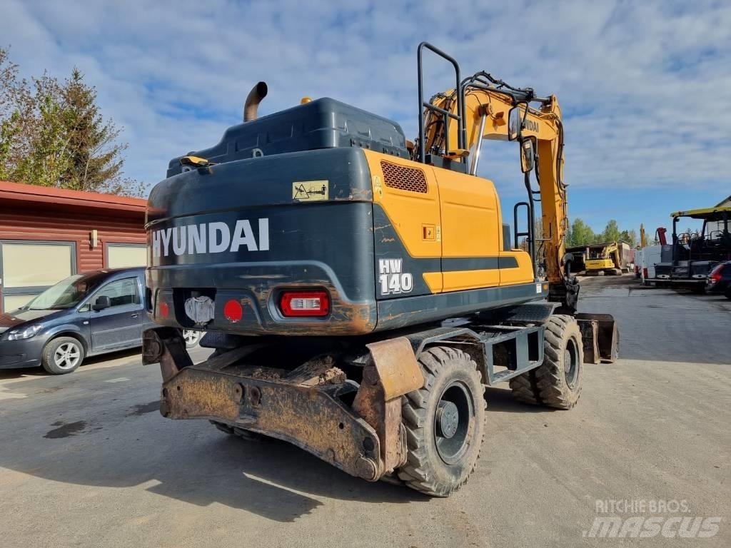 Hyundai HW 140 Gravemaskiner på hjul