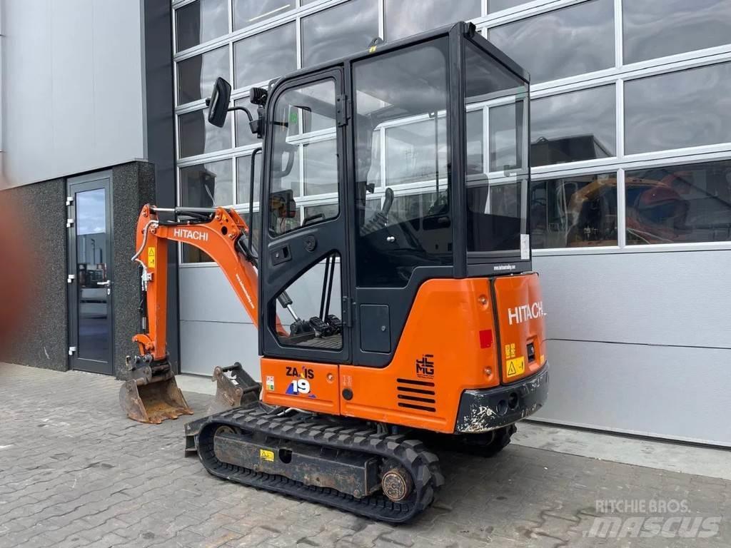 Hitachi ZX19-6 CR Minigravemaskiner