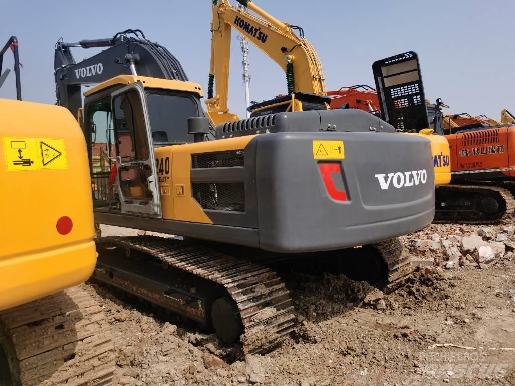 Volvo EC 240 Gravemaskiner på larvebånd