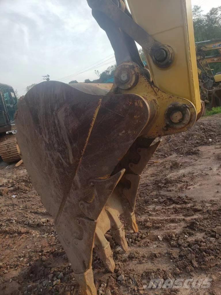 CAT 320 D Gravemaskiner på larvebånd