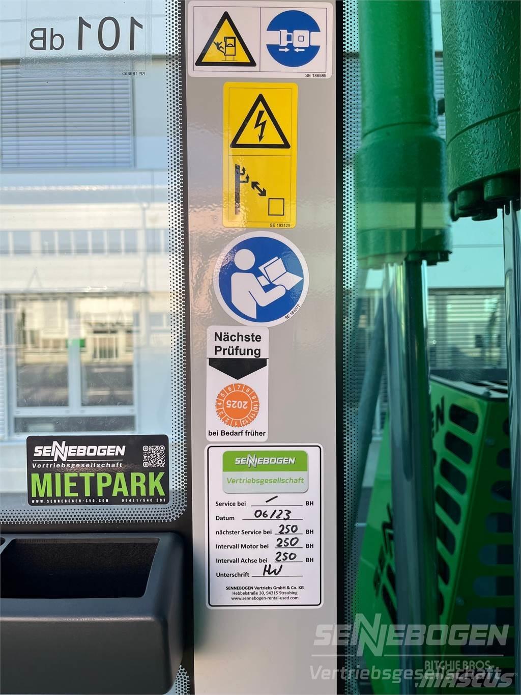 Sennebogen 825 M Materialehåndteringsmaskiner