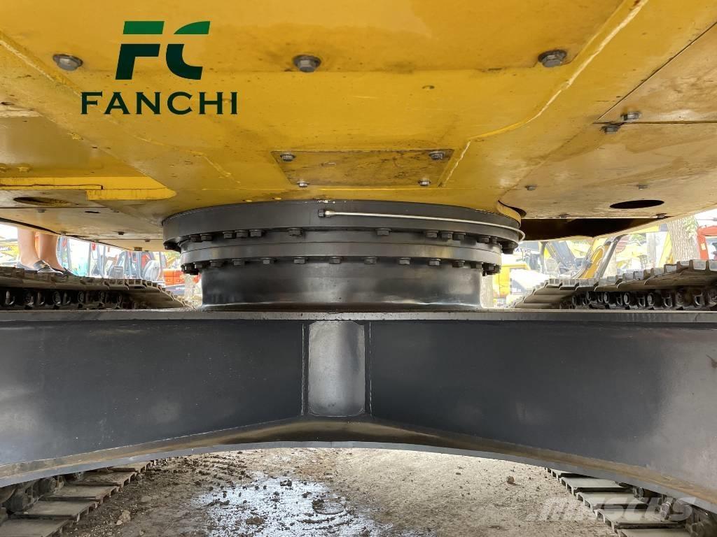 Komatsu PC 240 LC Gravemaskiner på larvebånd