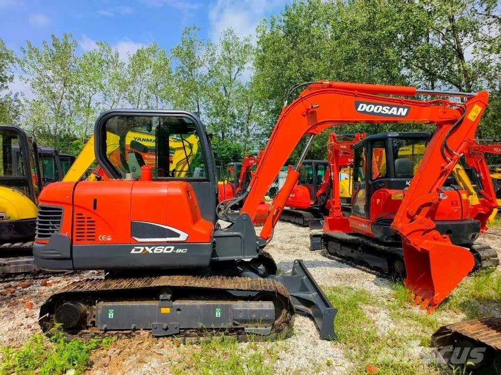 Doosan DX 60 Gravemaskiner på larvebånd