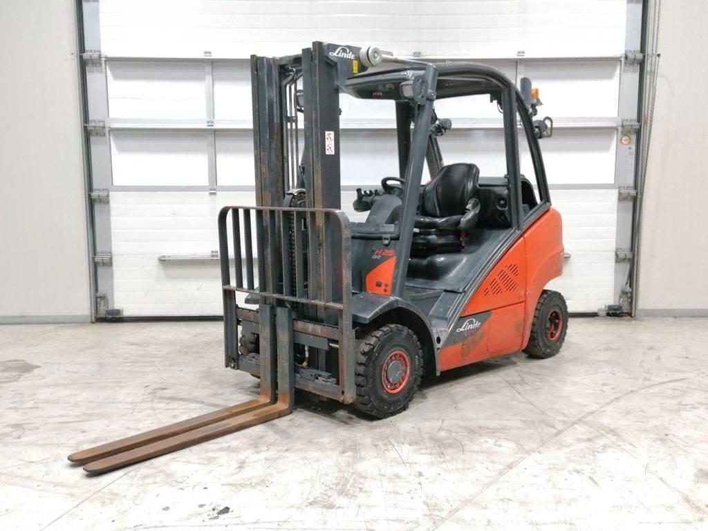 Linde H25T-01 LPG gaffeltrucks