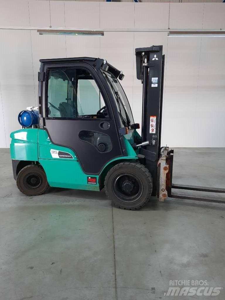 Mitsubishi FG35NT LPG gaffeltrucks