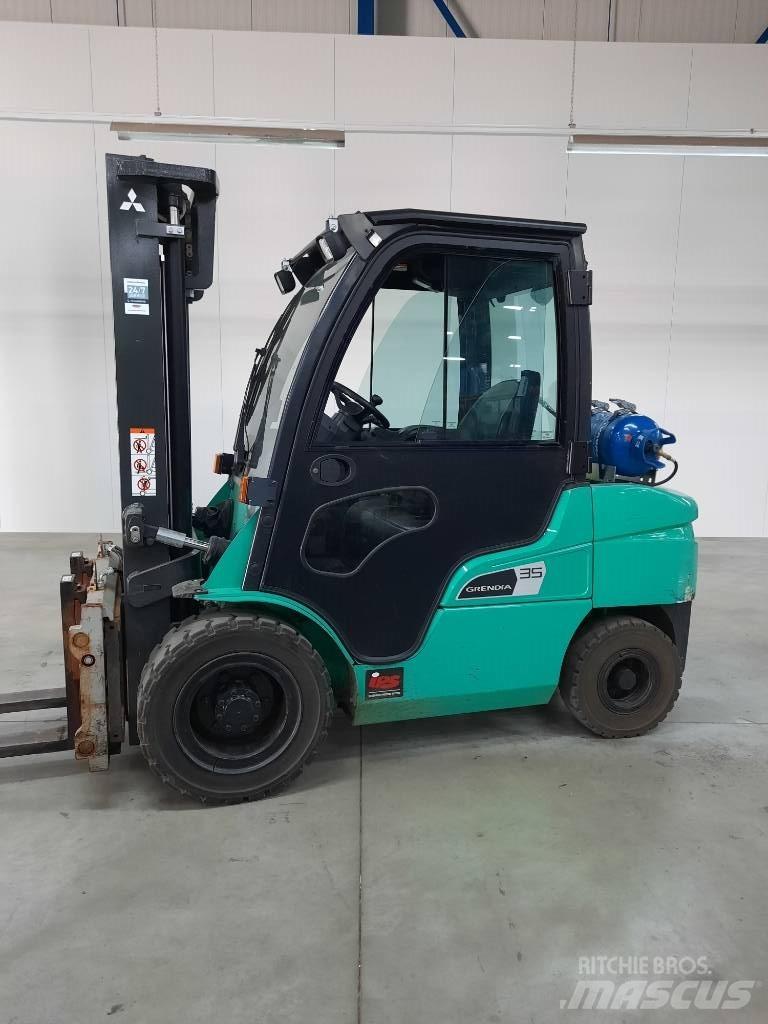 Mitsubishi FG35NT LPG gaffeltrucks