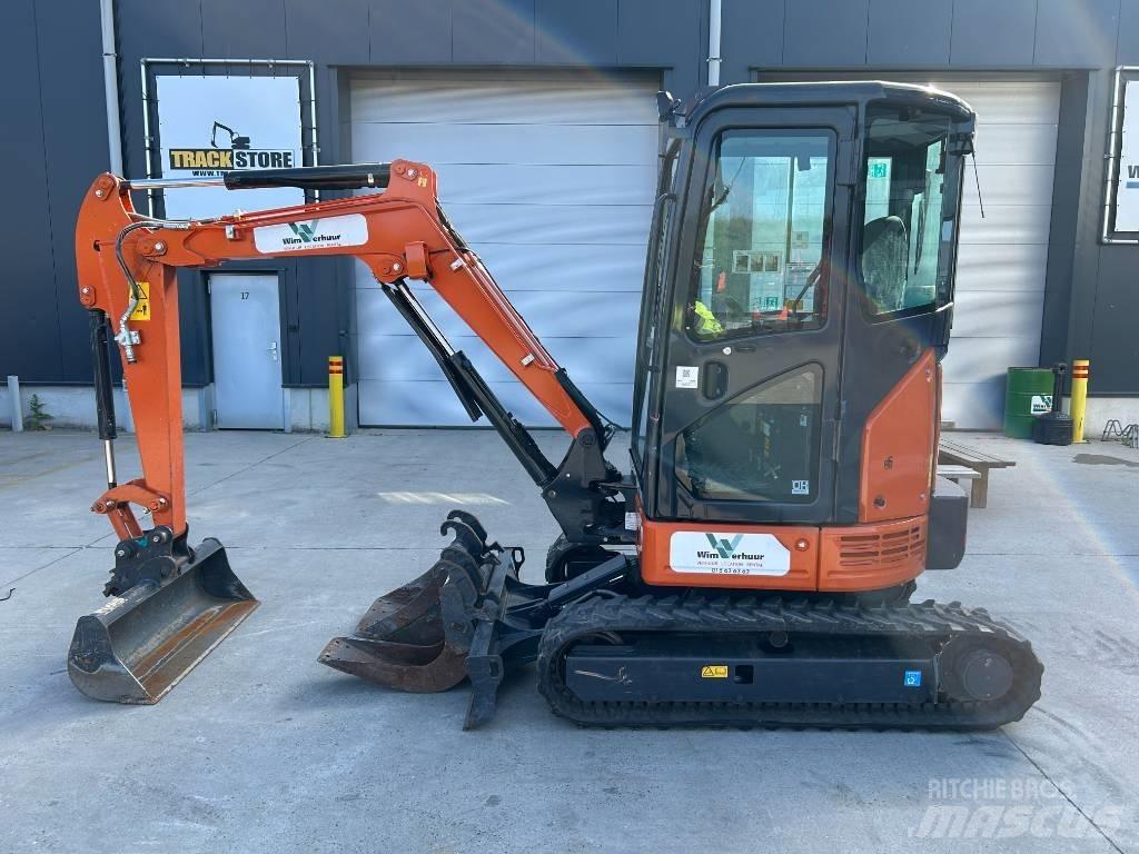 Hitachi ZX 26 U-6 Minigravemaskiner