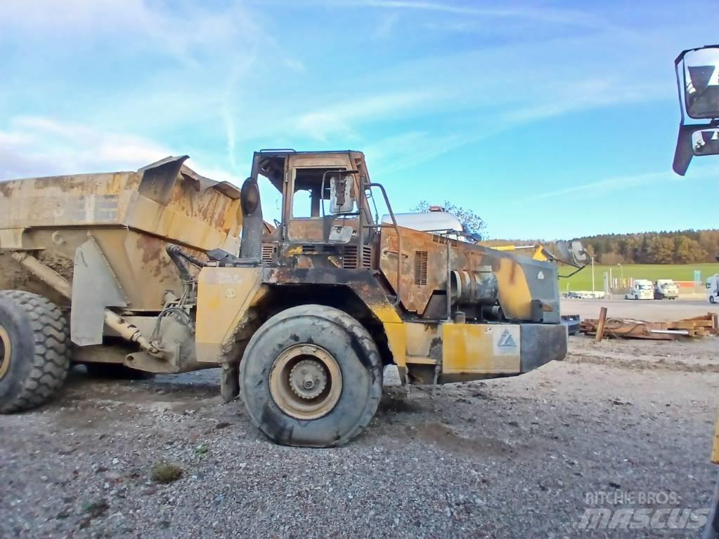Komatsu HM 300-2 Terrængående lastbiler