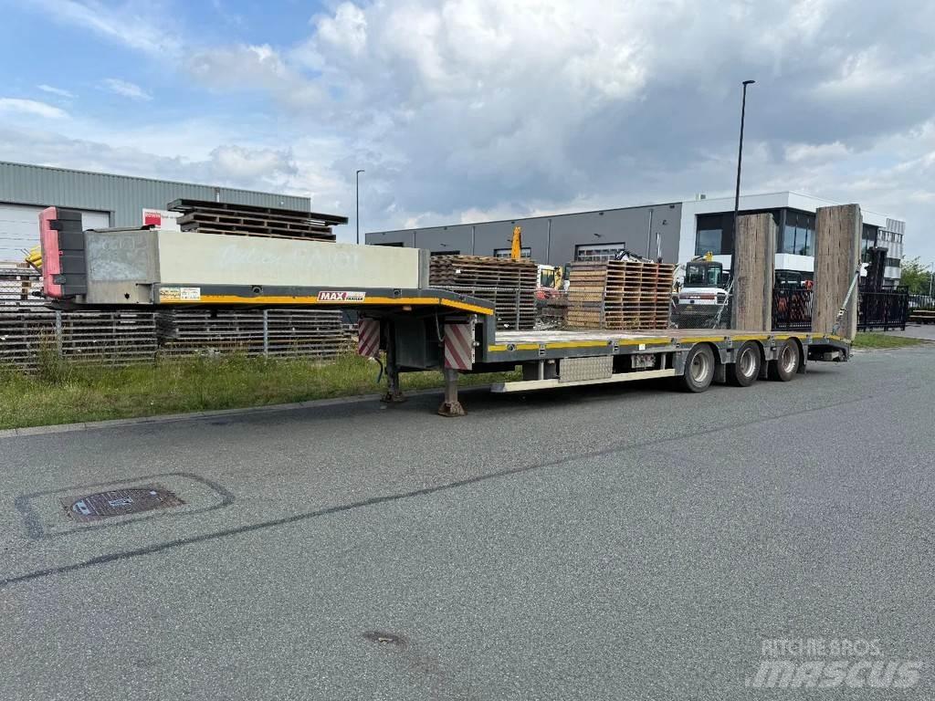 MAX Trailer 3 axle Semi-trailer blokvogn