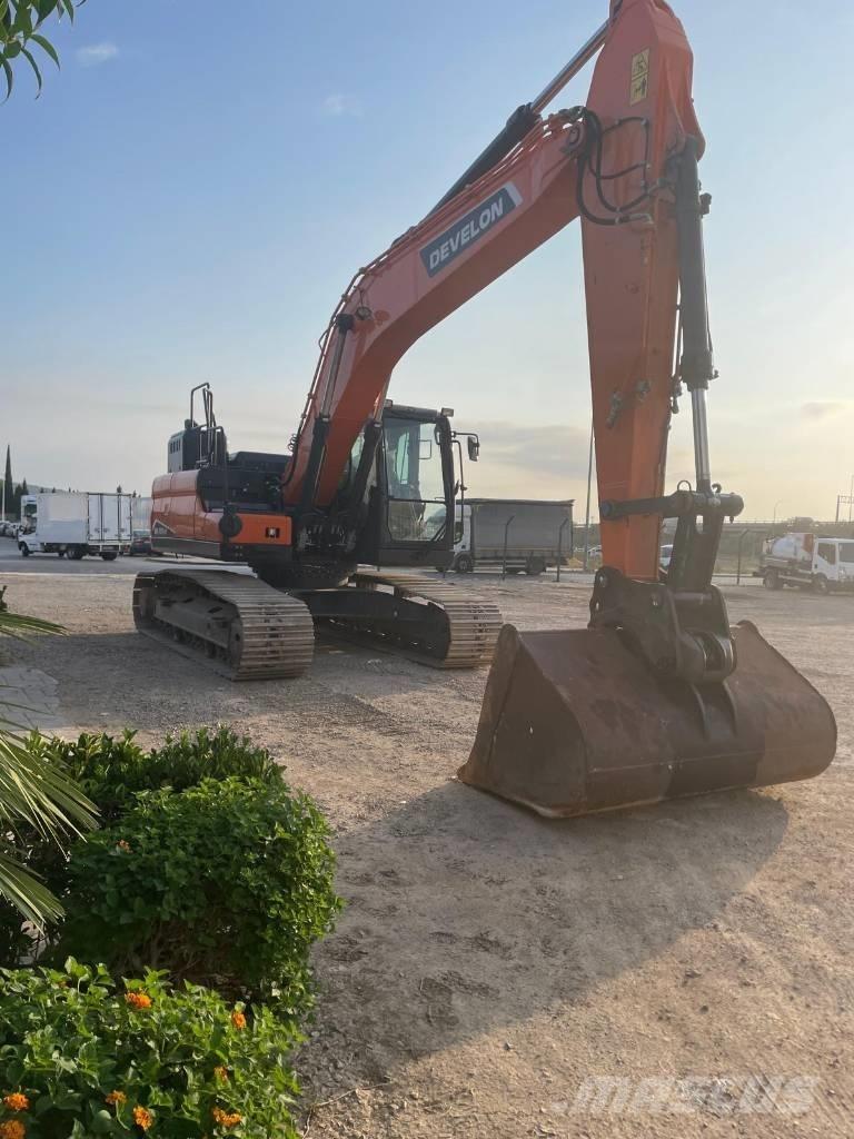 Doosan DX225LC-7 Gravemaskiner på larvebånd
