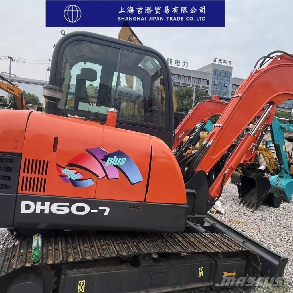 Doosan DH 60 Gravemaskiner på larvebånd