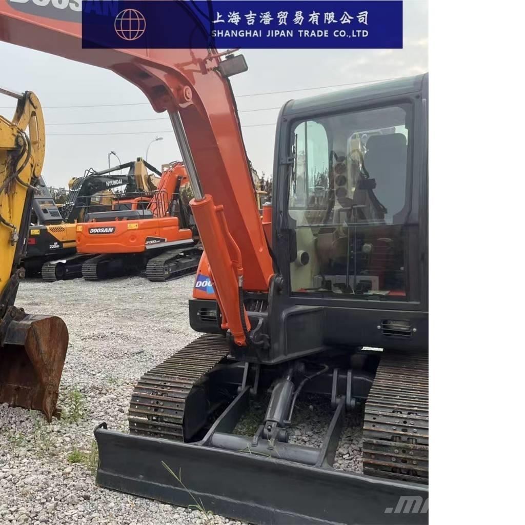 Doosan DH 60 Gravemaskiner på larvebånd