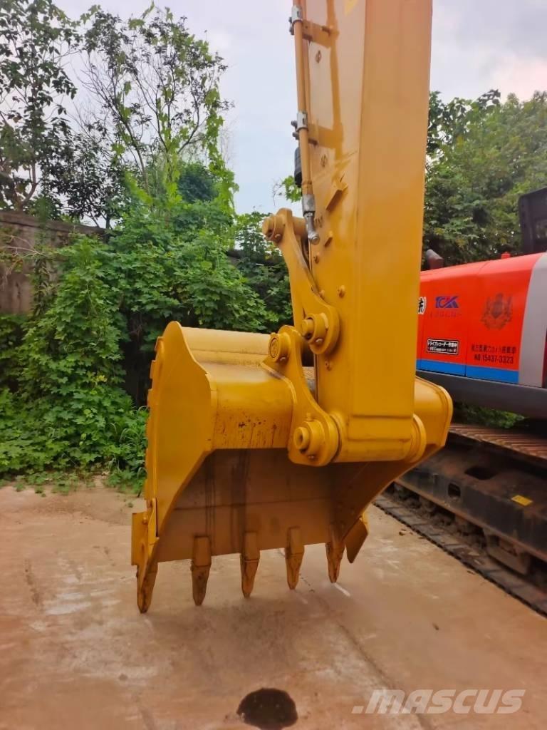 CAT 323 GC Gravemaskiner på larvebånd