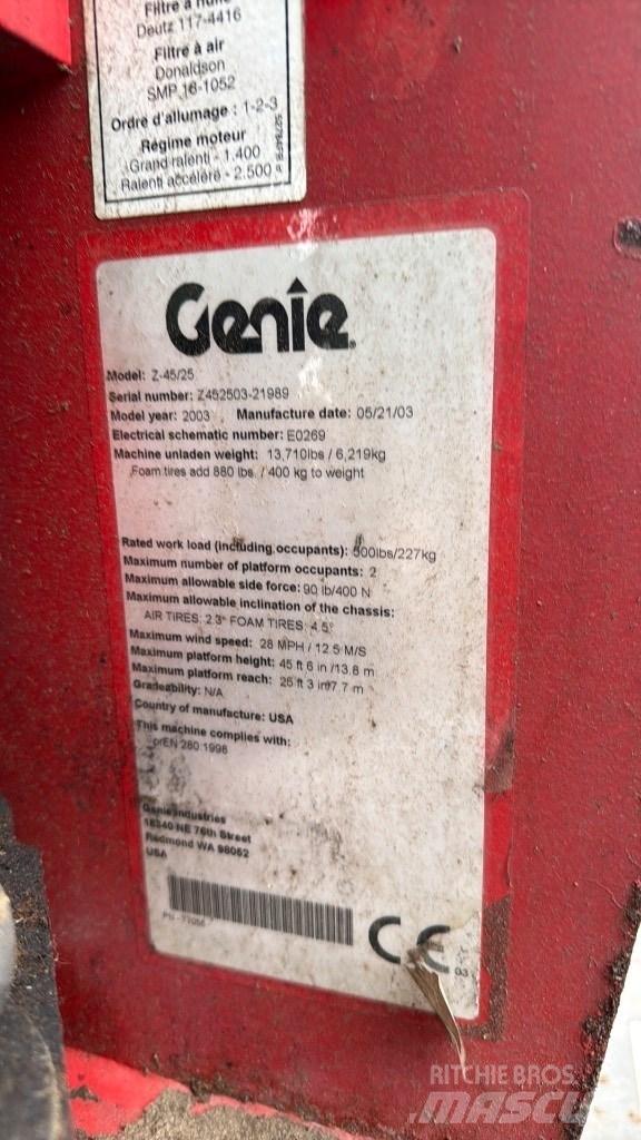 Genie Z 45 Bomlifte med knækarm