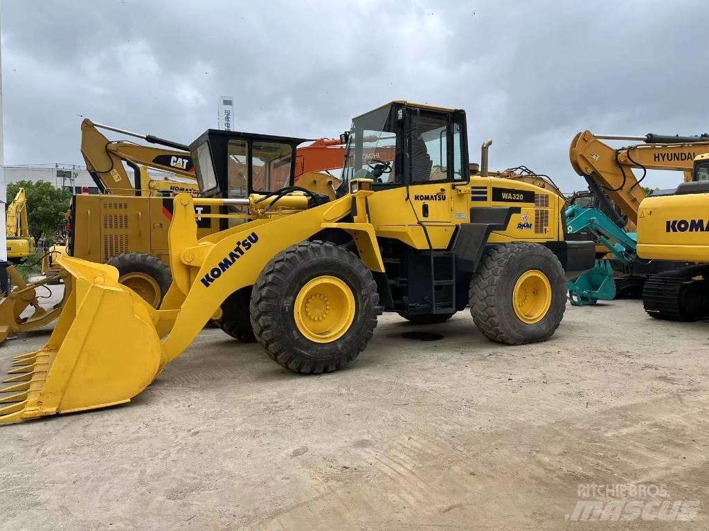 Komatsu WA 320-5 Læssemaskiner på hjul