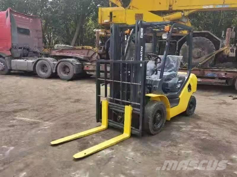 Komatsu 3 Ton Diesel gaffeltrucks