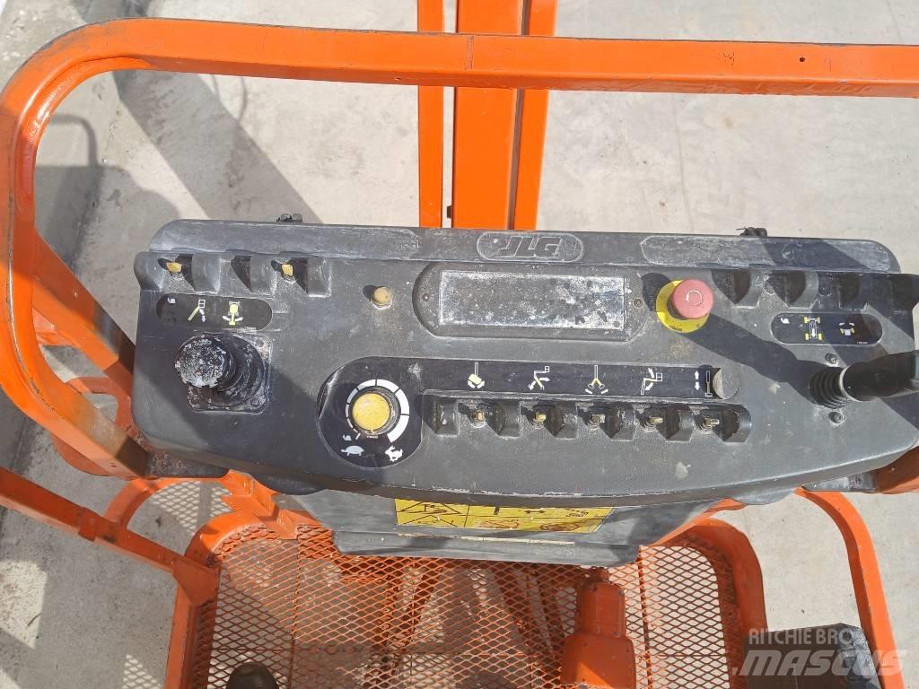 JLG E 300 AJ Bomlifte med knækarm