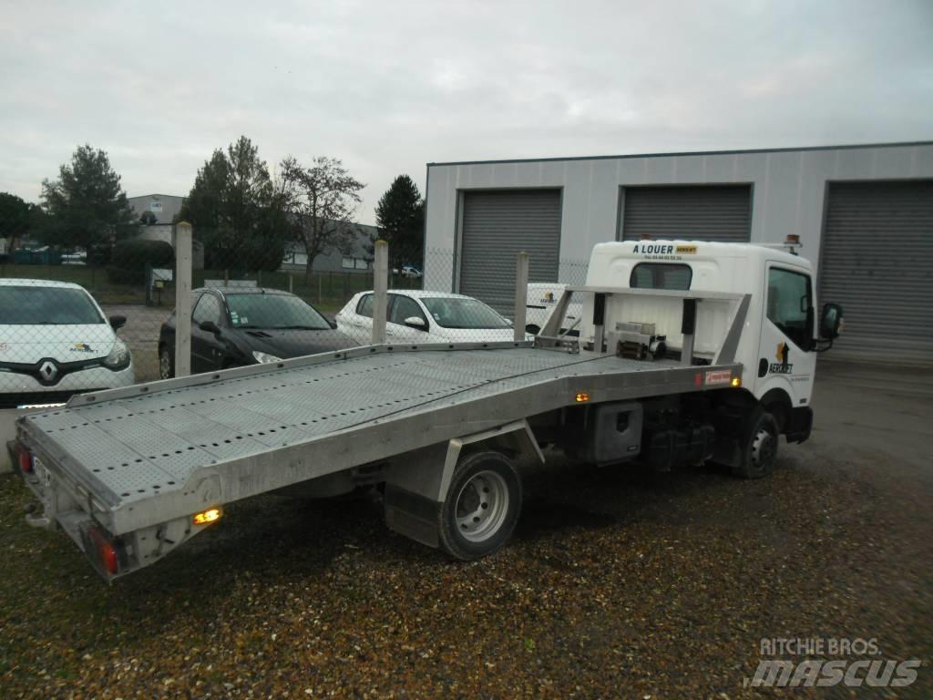 Nissan 35.15 Autotransportere / Knæklad