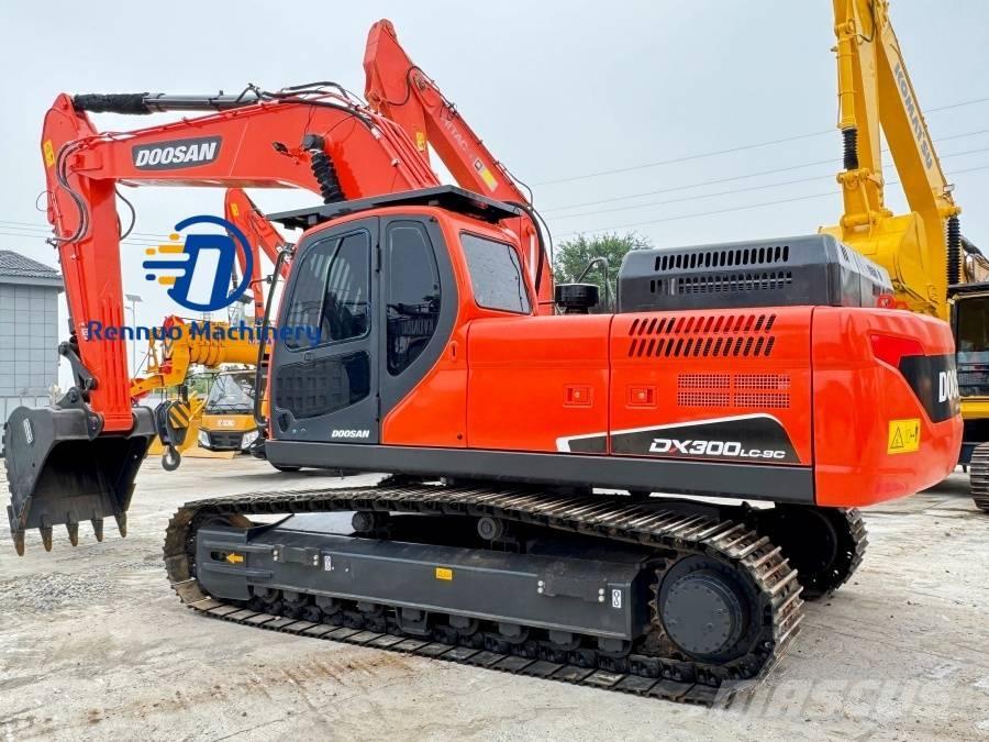 Doosan DX 300LC-9C Gravemaskiner på larvebånd
