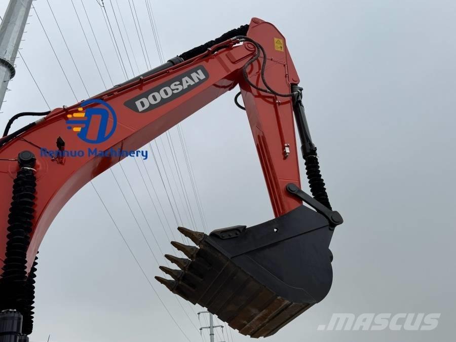 Doosan DX 300LC-9C Gravemaskiner på larvebånd