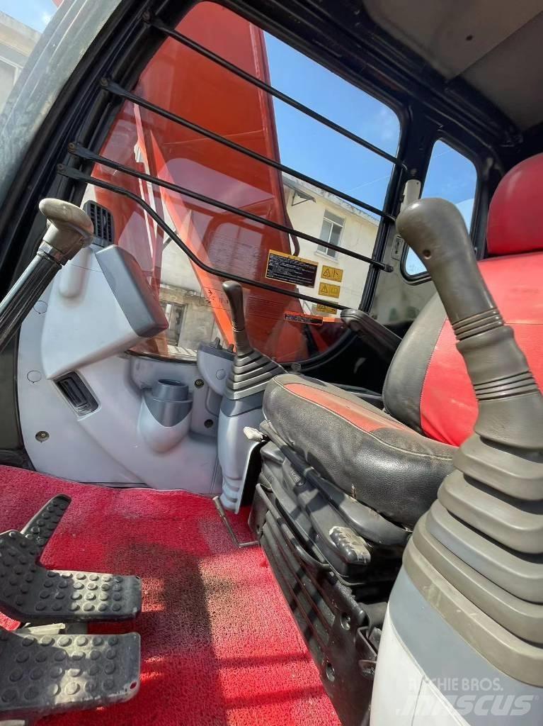 Hitachi ZX 120 Gravemaskiner på larvebånd