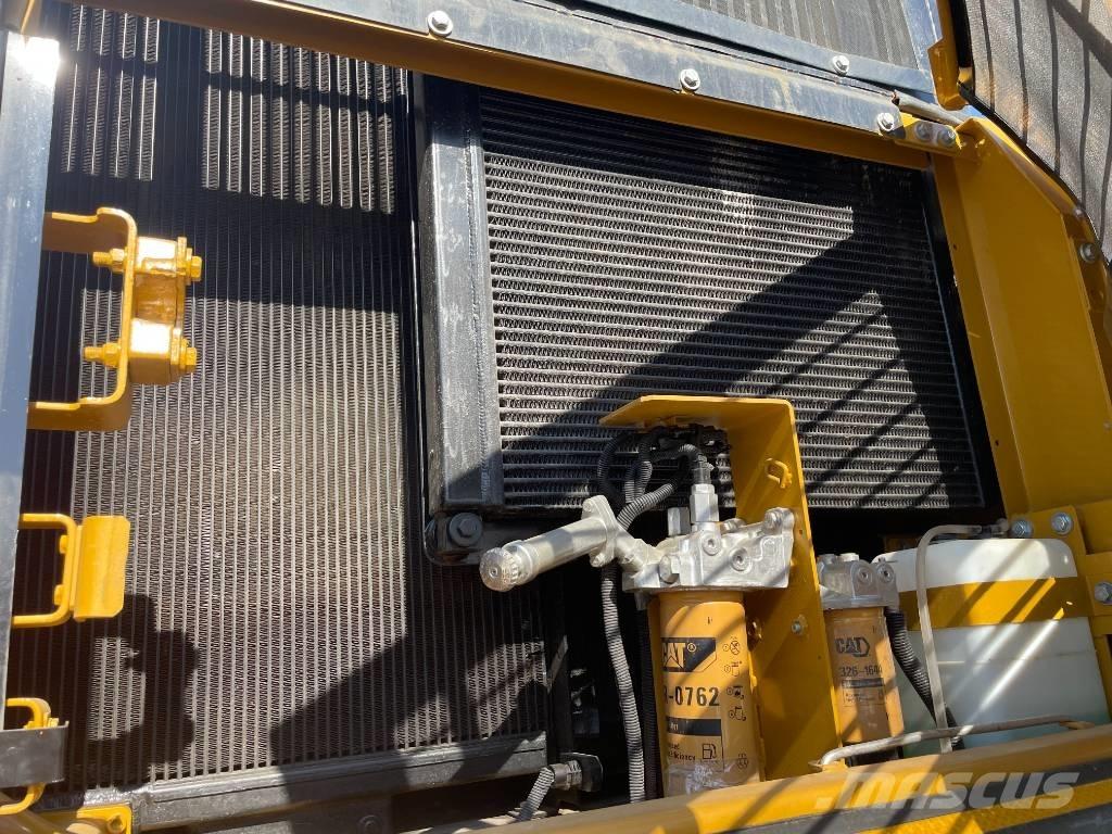 CAT 330 D Gravemaskiner på larvebånd