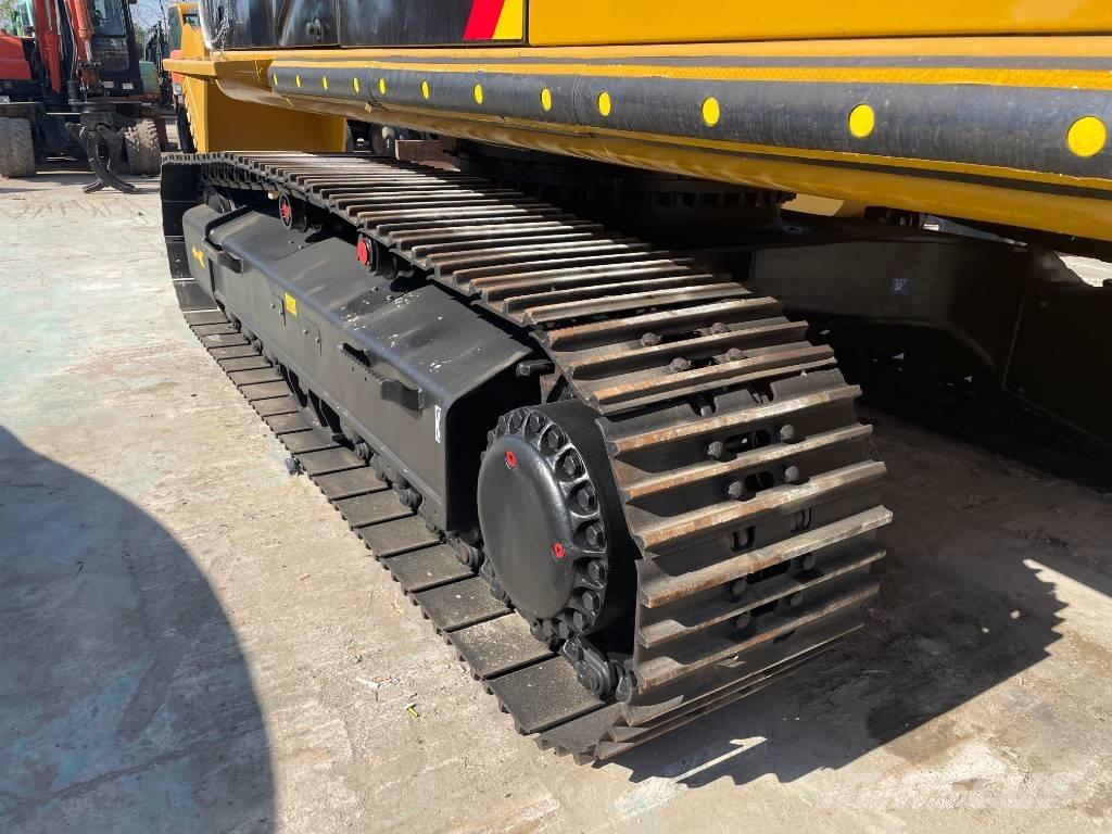 CAT 330 D Gravemaskiner på larvebånd