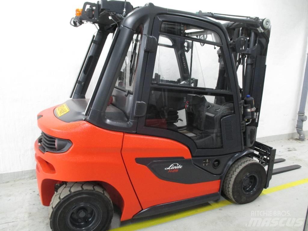 Linde H25D Diesel gaffeltrucks