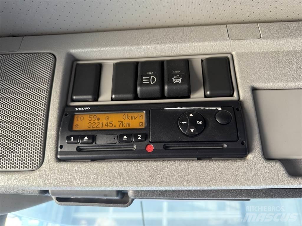 Volvo FM 370 6X2 Lastbil med kran