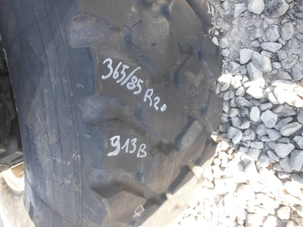 Michelin 365/85R20 Hjul, Dæk og Fælge