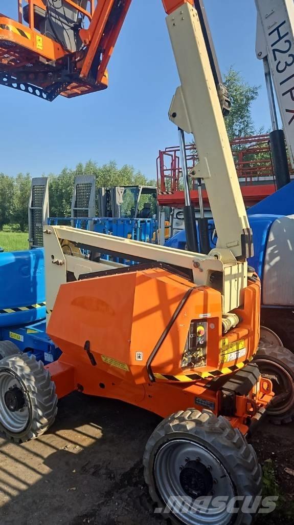 JLG 340 AJ Bomlifte med knækarm