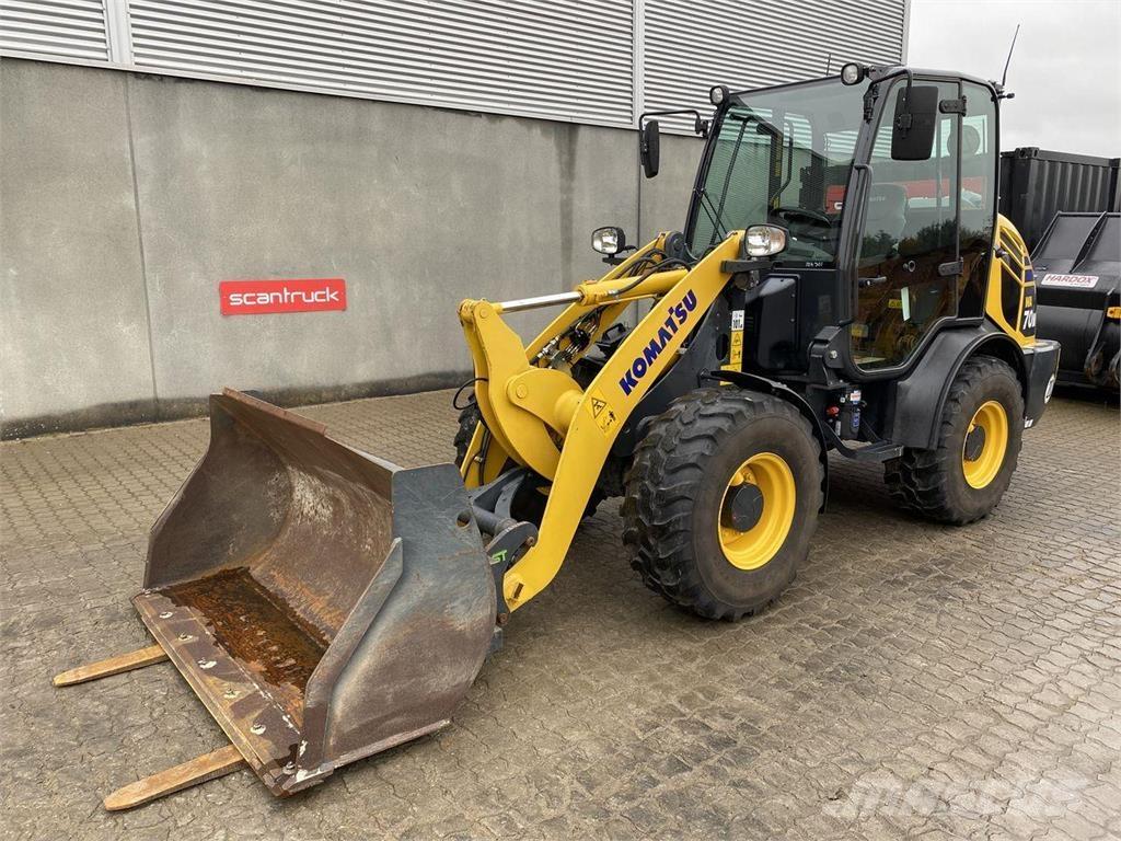 Komatsu WA70M-8EO Læssere