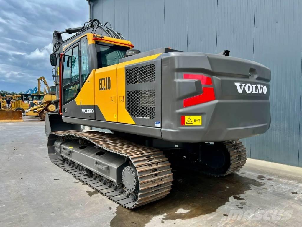 Volvo EC210 Gravemaskiner på larvebånd