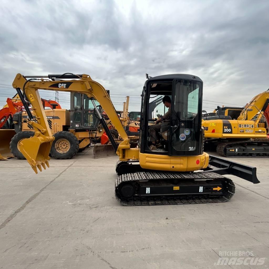 CAT 304 Gravemaskiner på larvebånd