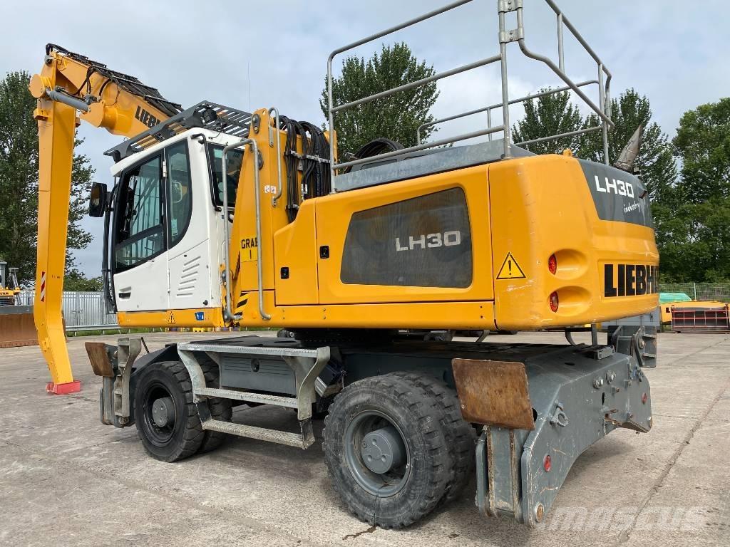 Liebherr LH 30 M Materialehåndteringsmaskiner