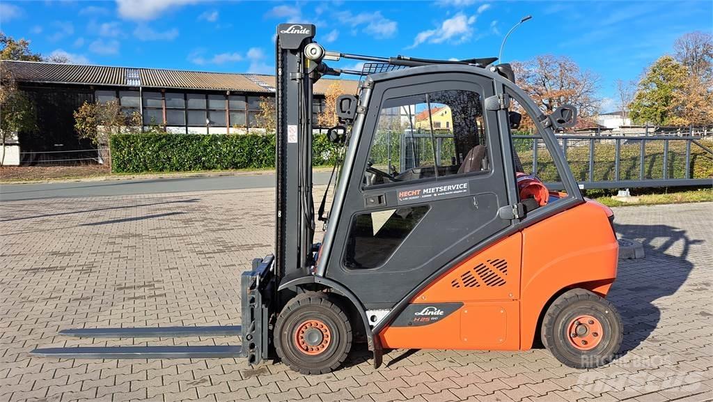 Linde H25T-02 LPG gaffeltrucks