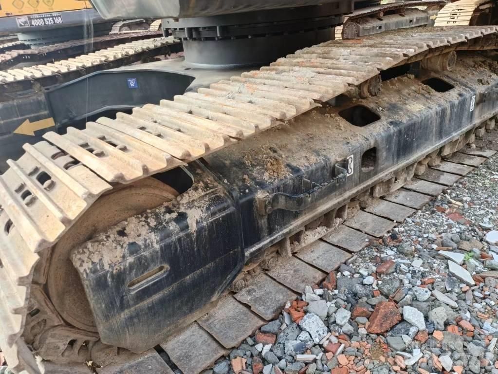 Hitachi ZX 250 LC Gravemaskiner på larvebånd