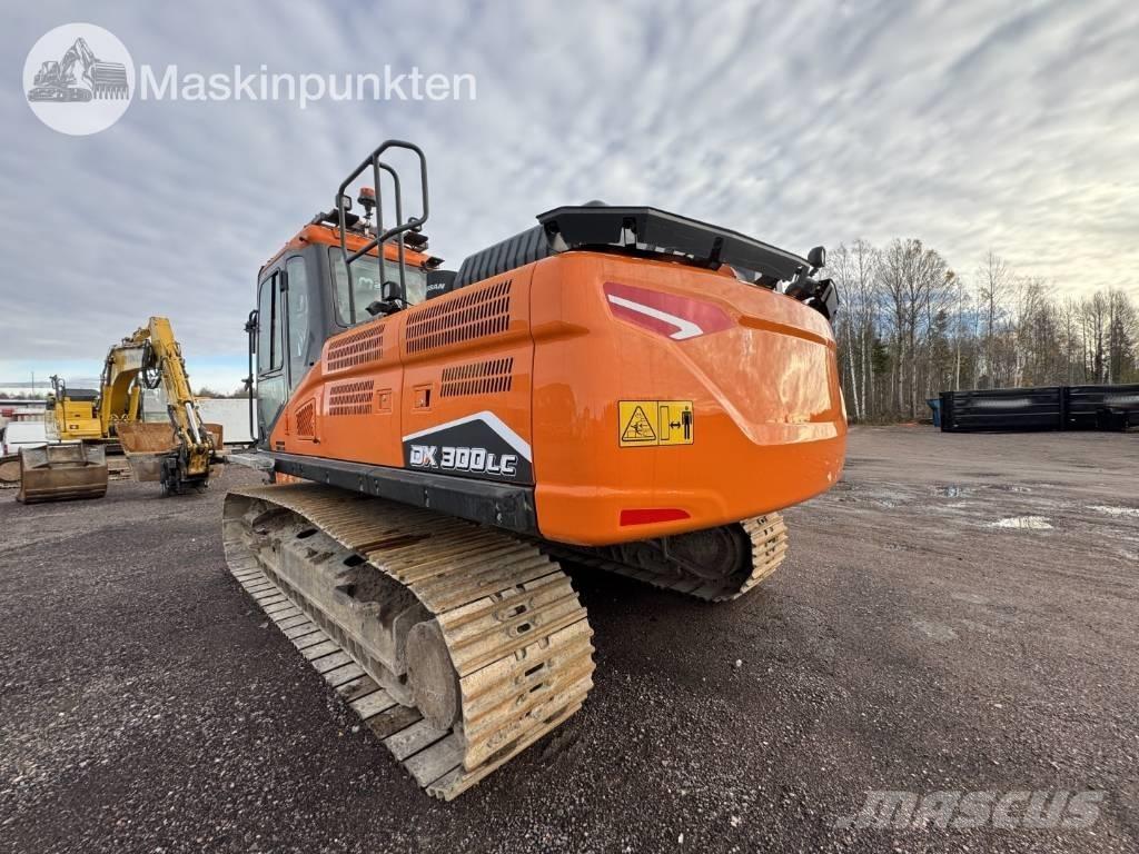 Doosan DX 300 LC Gravemaskiner på larvebånd