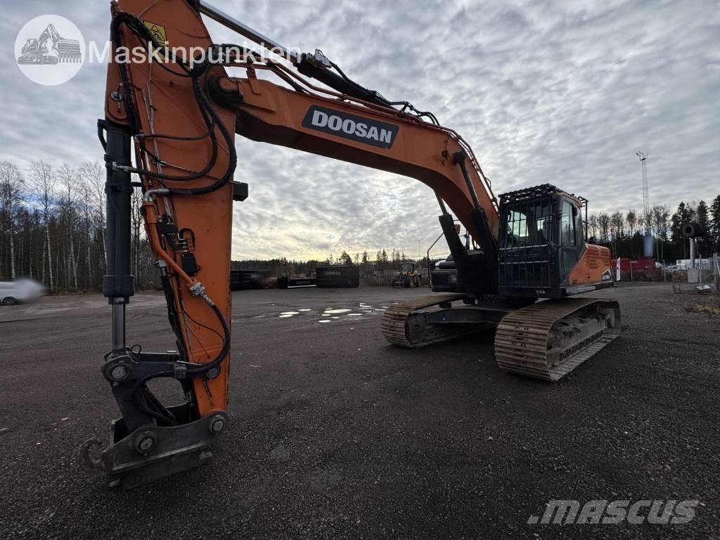 Doosan DX 300 LC Gravemaskiner på larvebånd