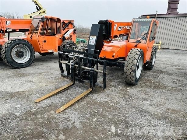 SkyTrak 8042 Teleskoplæssere