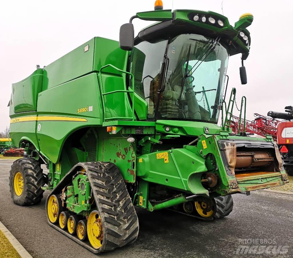 John Deere S 690 i Mejetærskere